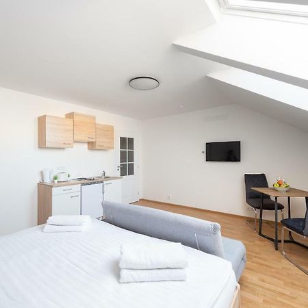 Ferdinand Apartment Prága Kültér fotó