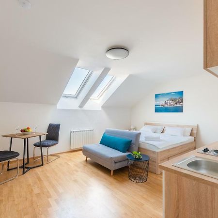 Ferdinand Apartment Prága Kültér fotó