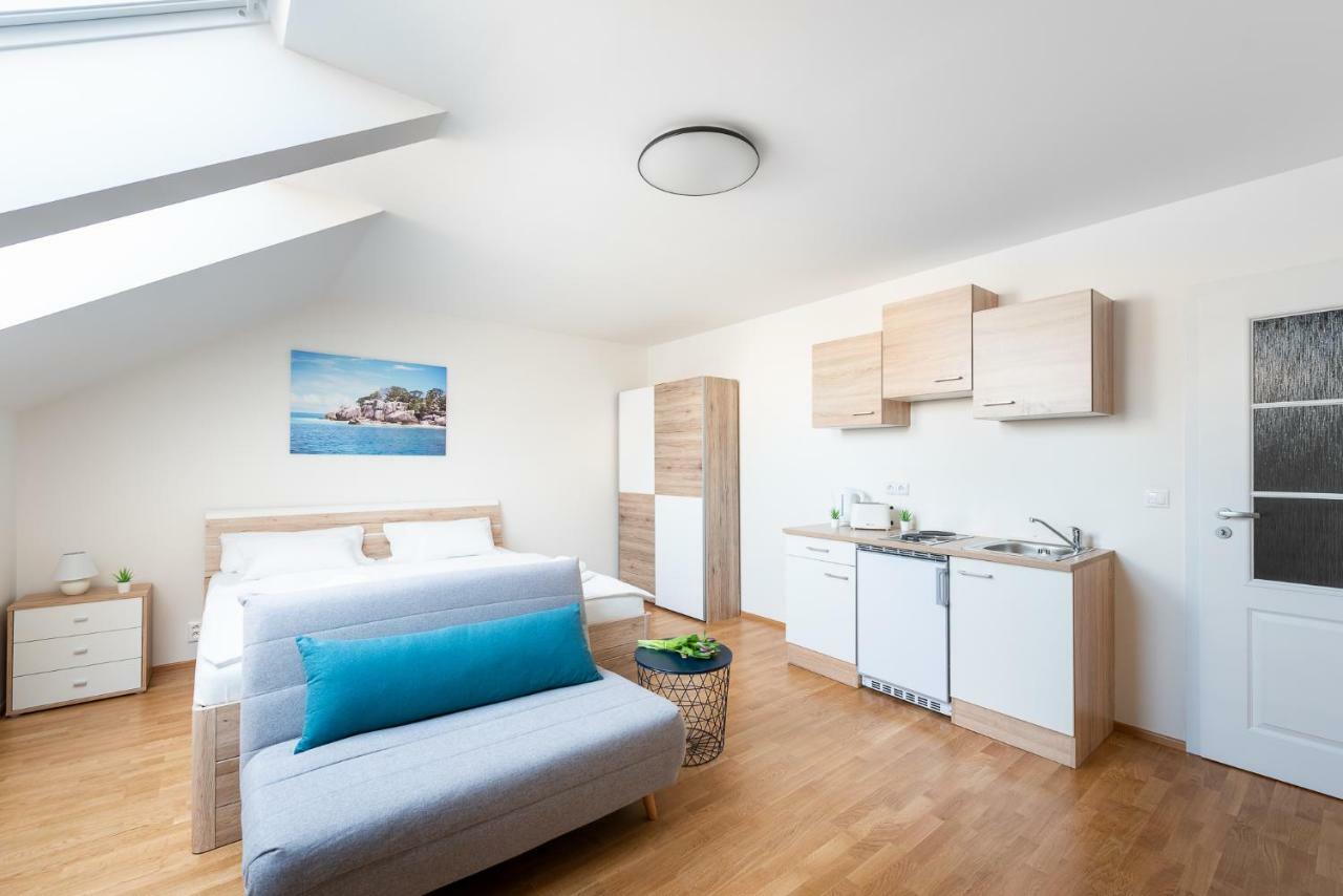Ferdinand Apartment Prága Kültér fotó